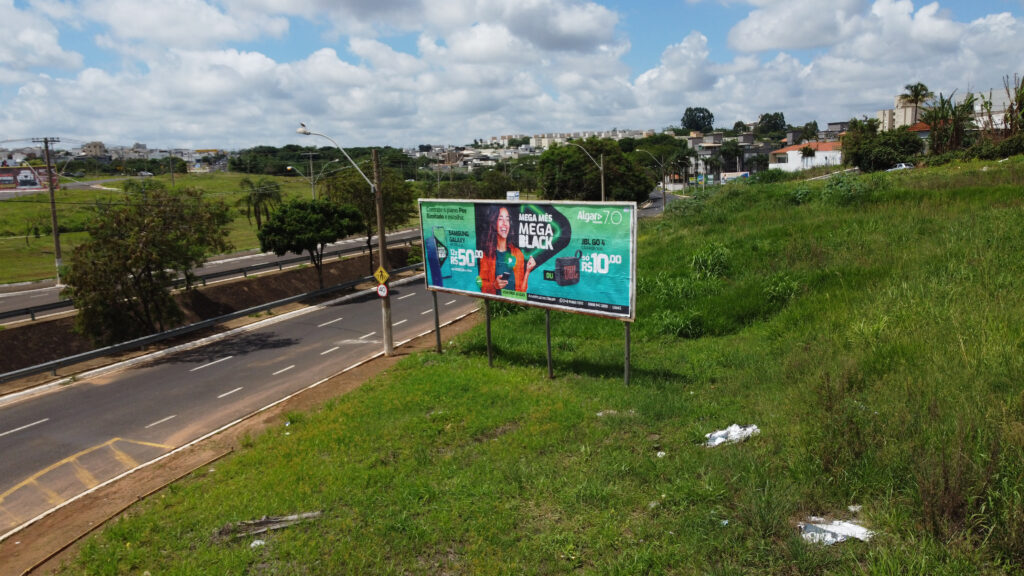DCIM100MEDIADJI_0302.JPG